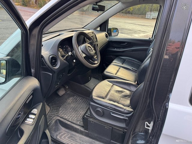 Mercedes-Benz Vito 10