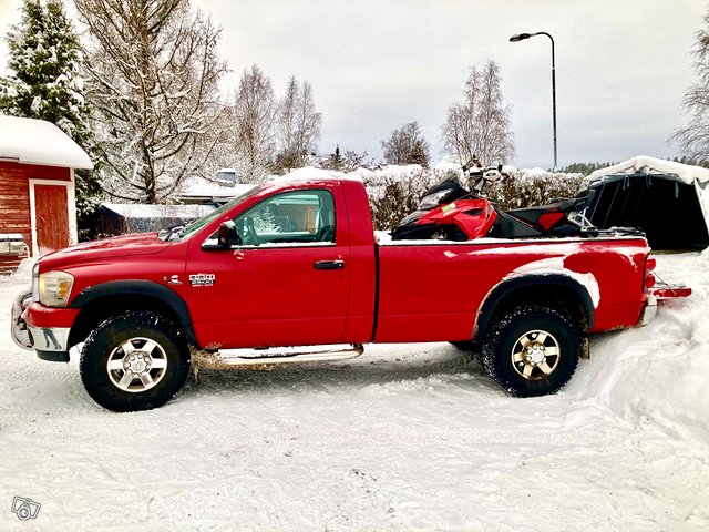 Dodge Ram 2500 4