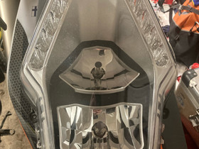 Ktm adventure 1050-1290 etulamppu -13-19, Moottoripyörän varaosat ja tarvikkeet, Mototarvikkeet ja varaosat, Orimattila, Tori.fi Ktm adventure 1050-1290 etulamppu -13-19, Moottoripyörän varaosat ja tarvikkeet, Mototarvikkeet ja varaosat, Orimattila, Tori.fi