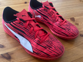 Puma futsal-kengät 33, Jalkapallo, Urheilu ja ulkoilu, Pori, Tori.fi Puma futsal-kengät 33, Jalkapallo, Urheilu ja ulkoilu, Pori, Tori.fi