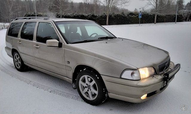 Volvo V70, kuva 1