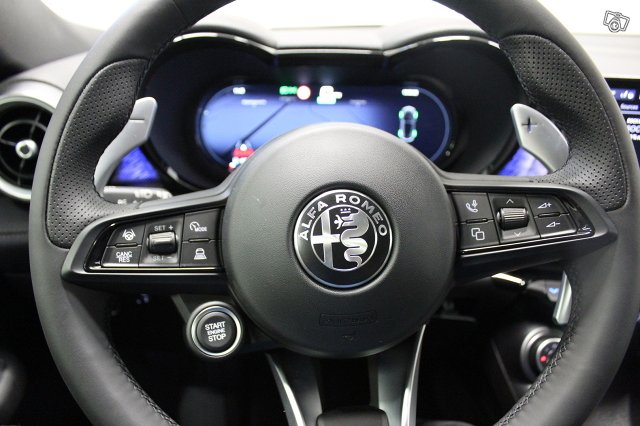 Alfa Romeo Tonale 17