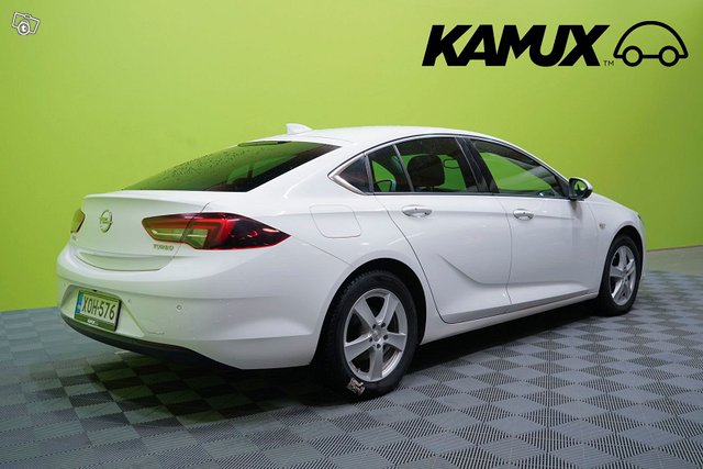 Opel Insignia 4