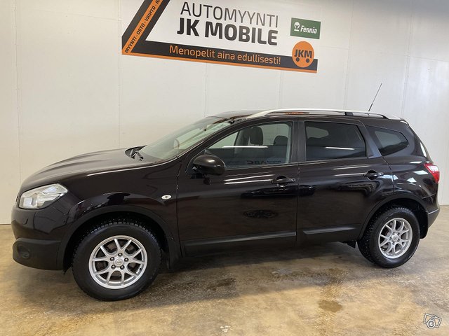 Nissan Qashqai+2 5