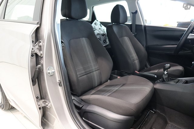 Hyundai I20 8