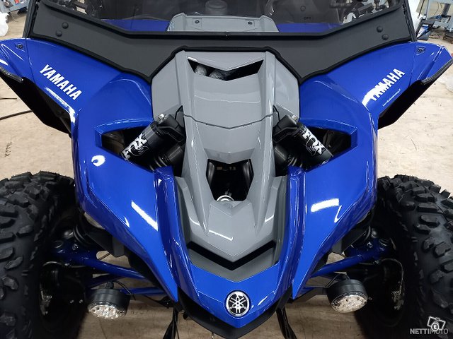 Yamaha YXZ1000R 11