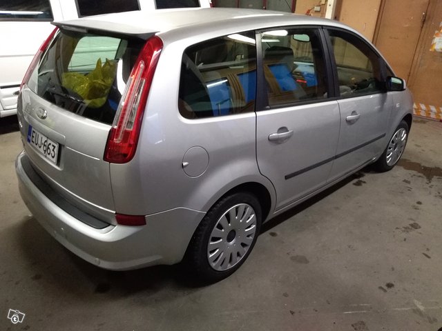 Ford C-Max 3