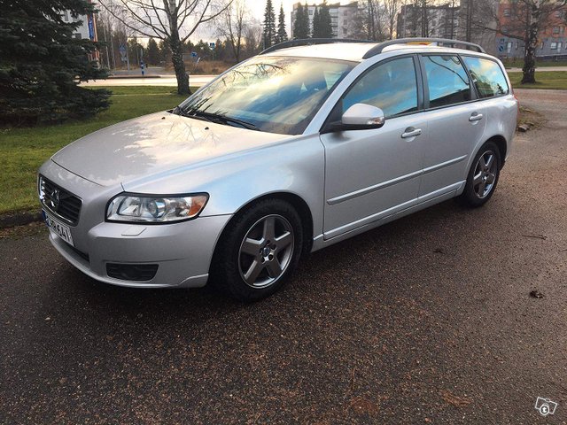 Volvo V50 2