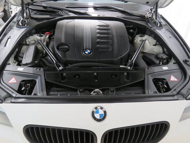 BMW 530 15