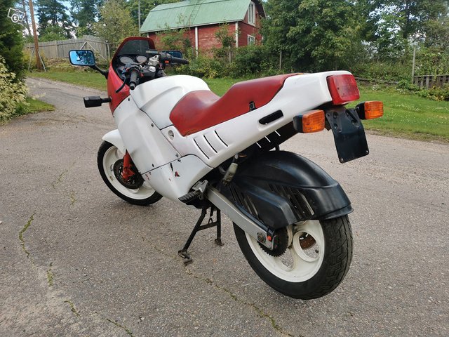 Benelli 125 Jarno 2