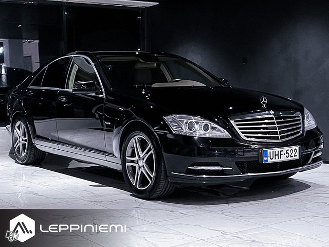 Mercedes-Benz S