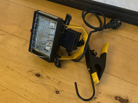 150 W työvalo nipsulla, Sähkötarvikkeet, Rakennustarvikkeet ja työkalut, Säkylä, Tori.fi 150 W työvalo nipsulla, Sähkötarvikkeet, Rakennustarvikkeet ja työkalut, Säkylä, Tori.fi
