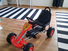 Polkuauto Elitetoys Gokart, Lelut ja pelit, Lastentarvikkeet ja lelut, Helsinki, Tori.fi Polkuauto Elitetoys Gokart, Lelut ja pelit, Lastentarvikkeet ja lelut, Helsinki, Tori.fi