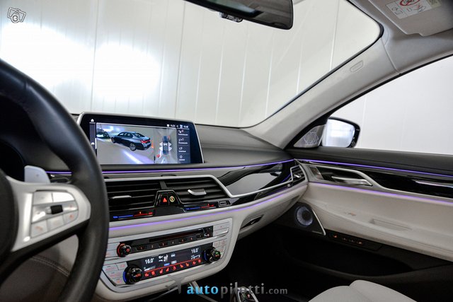 BMW 745 24