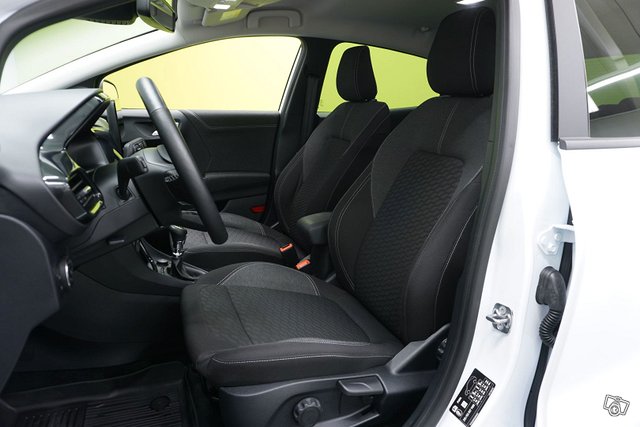 Ford Puma 11