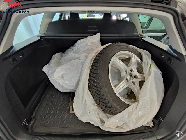 Volkswagen Passat 12