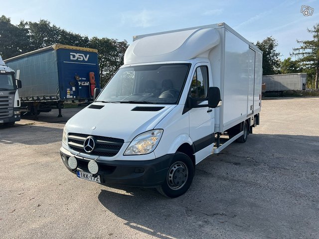 Mercedes-Benz Sprinter 1