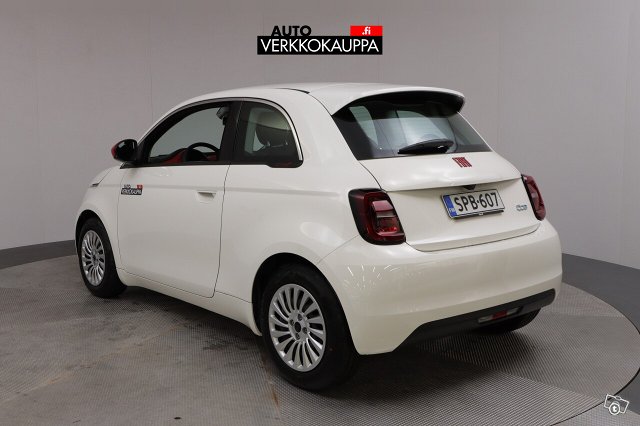 Fiat 500e 4