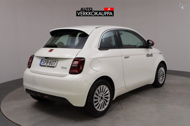 Fiat 500e 6