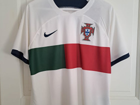 Portugalin vieraspaita koko M, Jalkapallo, Urheilu ja ulkoilu, Nakkila, Tori.fi Portugalin vieraspaita koko M, Jalkapallo, Urheilu ja ulkoilu, Nakkila, Tori.fi