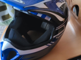 Zeus merkkinen kypärä koko m, Ajoasut, kengät ja kypärät, Mototarvikkeet ja varaosat, Lahti, Tori.fi Zeus merkkinen kypärä koko m, Ajoasut, kengät ja kypärät, Mototarvikkeet ja varaosat, Lahti, Tori.fi