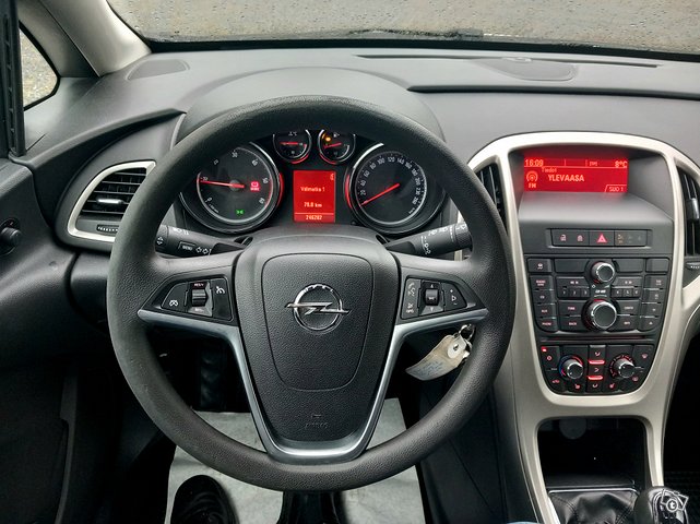 Opel Astra 13