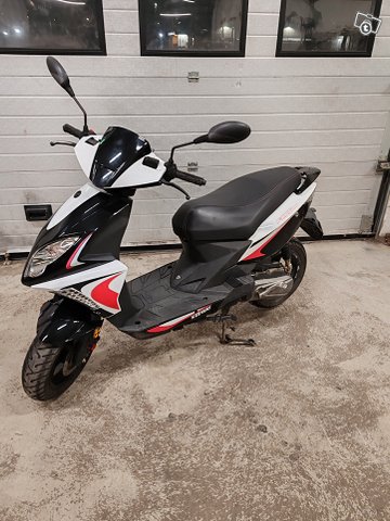 Keeway f-act, kuva 1