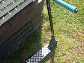 Custom Scootti ja osia, Rullaluistelu ja skeittaus, Urheilu ja ulkoilu, Outokumpu, Tori.fi Custom Scootti ja osia, Rullaluistelu ja skeittaus, Urheilu ja ulkoilu, Outokumpu, Tori.fi