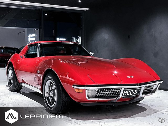 Chevrolet Corvette 4
