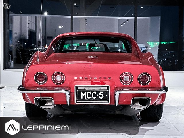 Chevrolet Corvette 12