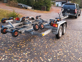 Muuli V 2500 TJ traileri, Veneen varusteet ja varaosat, Venetarvikkeet ja veneily, Nousiainen, Tori.fi Muuli V 2500 TJ traileri, Veneen varusteet ja varaosat, Venetarvikkeet ja veneily, Nousiainen, Tori.fi