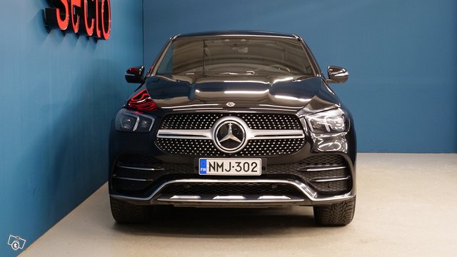 Mercedes-Benz GLE 2