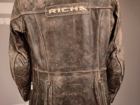 N. Ajotakki Richa Vintage nahka, Ajoasut, kengät ja kypärät, Mototarvikkeet ja varaosat, Oulu, Tori.fi N. Ajotakki Richa Vintage nahka, Ajoasut, kengät ja kypärät, Mototarvikkeet ja varaosat, Oulu, Tori.fi