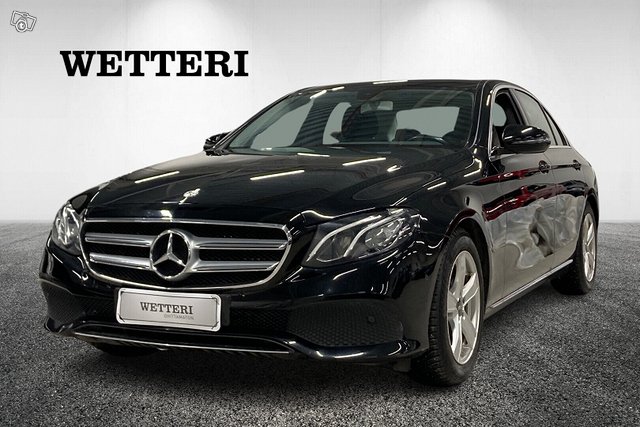 Mercedes-Benz E
