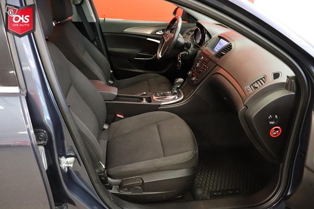 Opel Insignia 11