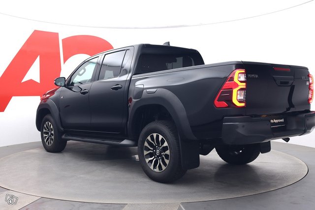 Toyota Hilux 4