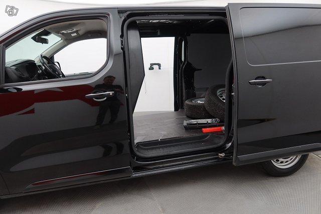 Toyota Proace 18