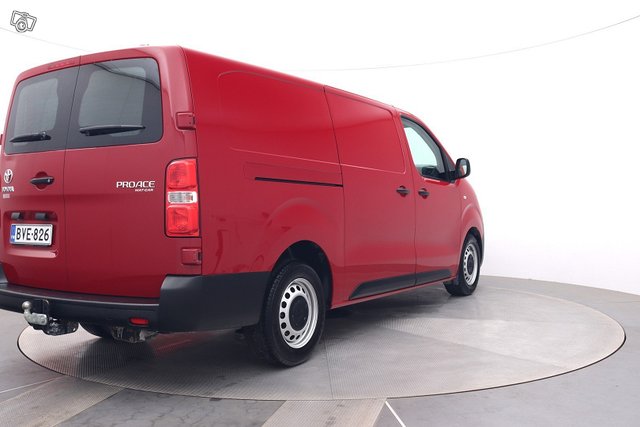 Toyota Proace 6