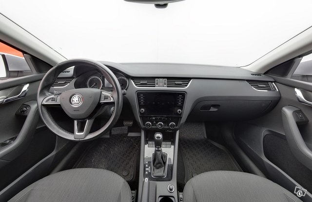 Skoda Octavia 8