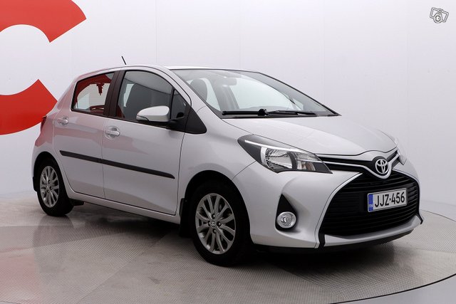 Toyota Yaris 7