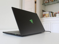 Razer blade 17 Peli kannettava tietokone