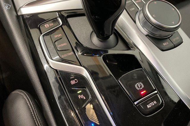 BMW 530 15