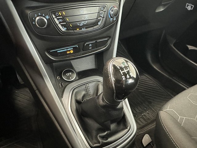 Ford B-Max 19