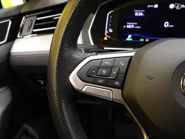 Volkswagen Passat 14