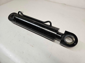 Hydraulisylinteri Iskun pituus - n.330 mm, Muut työkoneet ja lisälaitteet, Kuljetuskalusto ja raskas kalusto, Luumäki, Tori.fi Hydraulisylinteri Iskun pituus - n.330 mm, Muut työkoneet ja lisälaitteet, Kuljetuskalusto ja raskas kalusto, Luumäki, Tori.fi
