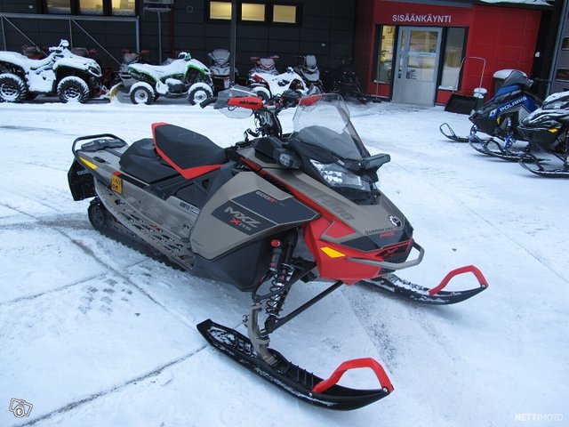 Ski-Doo MX Z 1
