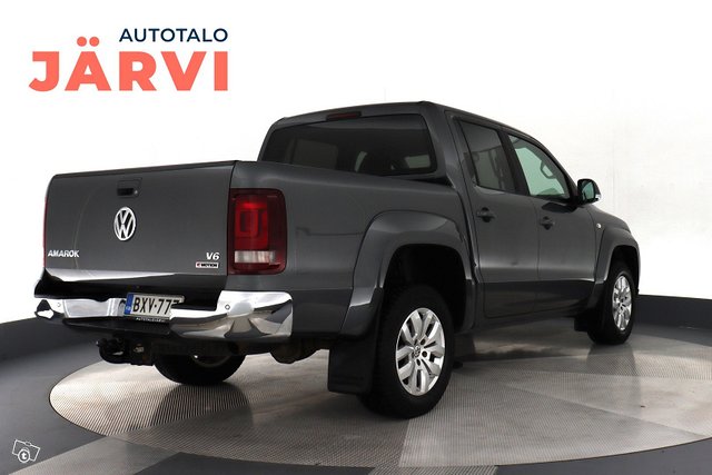 VOLKSWAGEN Amarok 5