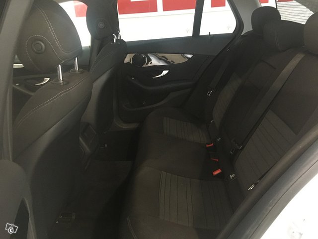 Mercedes-Benz C 15