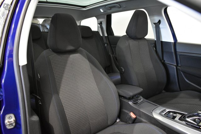 Peugeot 308 11