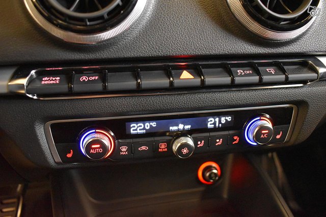 Audi S3 24